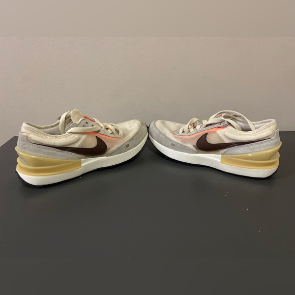 Nike Waffle One Beige 2022 Big Kids Size 6.5y - Picture 3 of 14